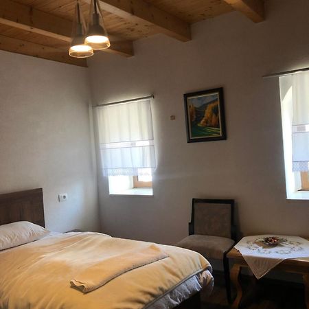 Bujtina Gjana Hotel Kukes Kültér fotó