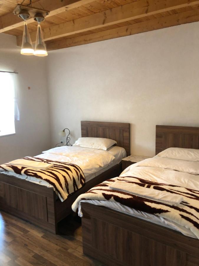Bujtina Gjana Hotel Kukes Kültér fotó