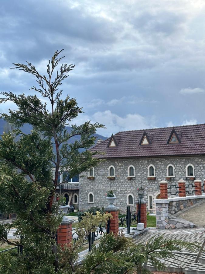 Bujtina Gjana Hotel Kukes Kültér fotó