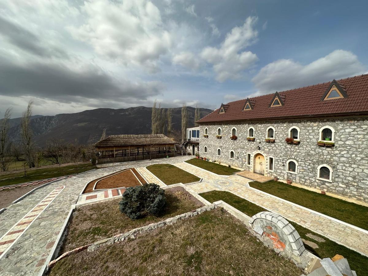 Bujtina Gjana Hotel Kukes Kültér fotó