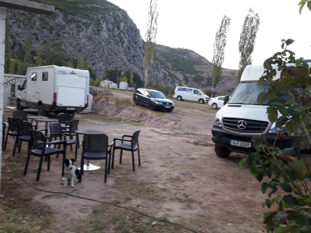 Bujtina Gjana Hotel Kukes Kültér fotó
