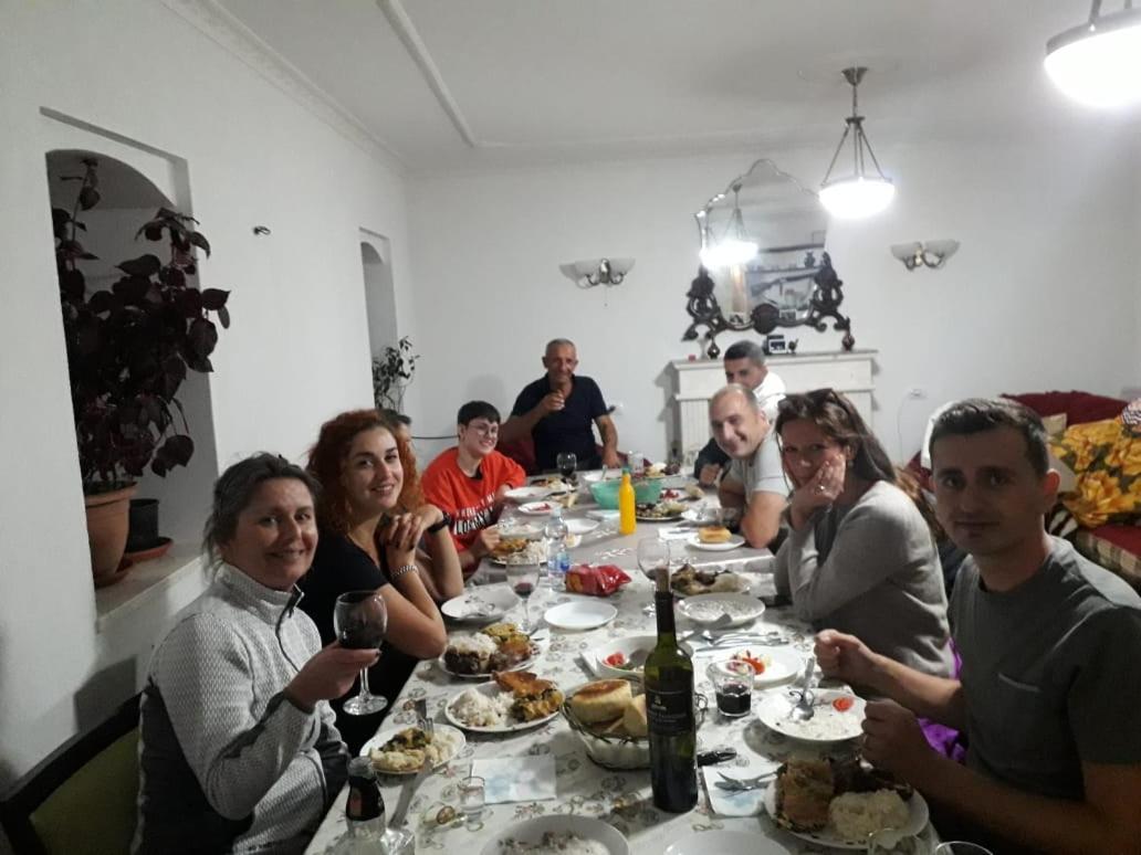 Bujtina Gjana Hotel Kukes Kültér fotó