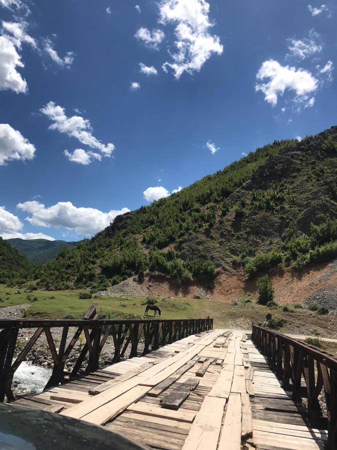 Bujtina Gjana Hotel Kukes Kültér fotó