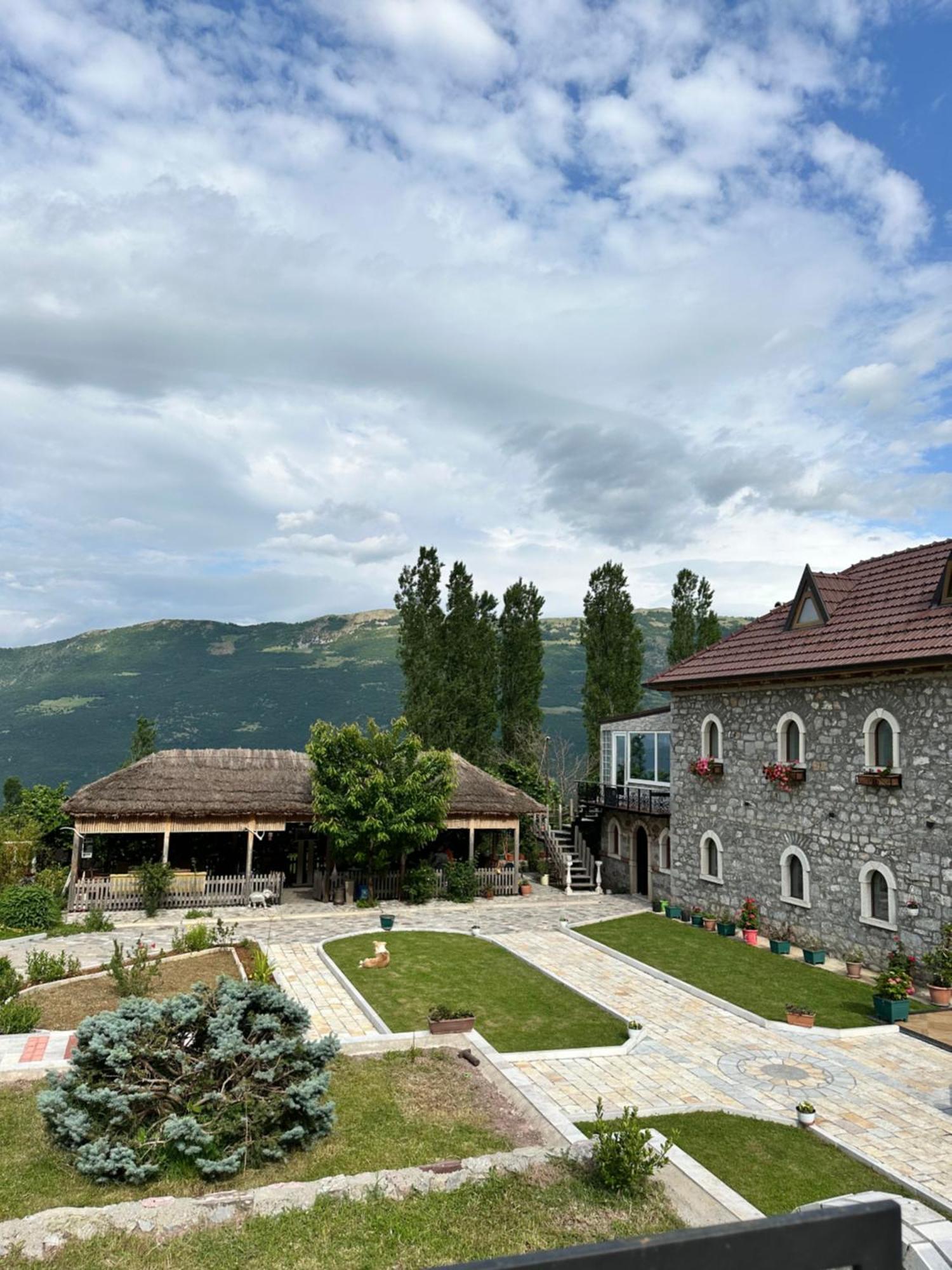 Bujtina Gjana Hotel Kukes Kültér fotó