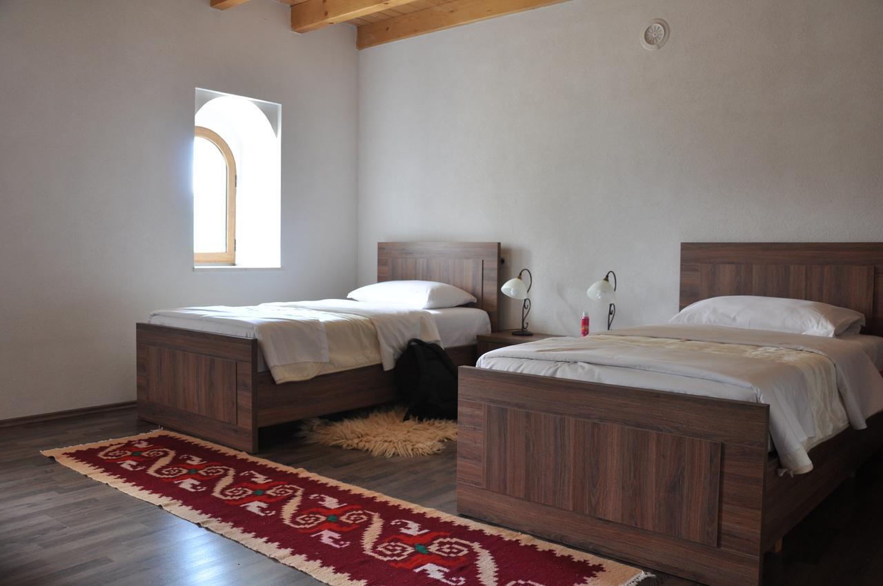 Bujtina Gjana Hotel Kukes Kültér fotó